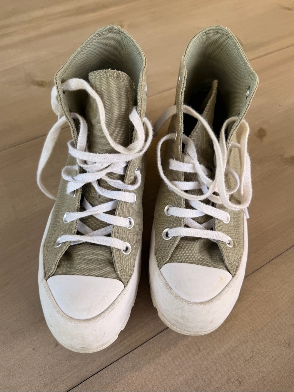 Lugged Sole Converse
